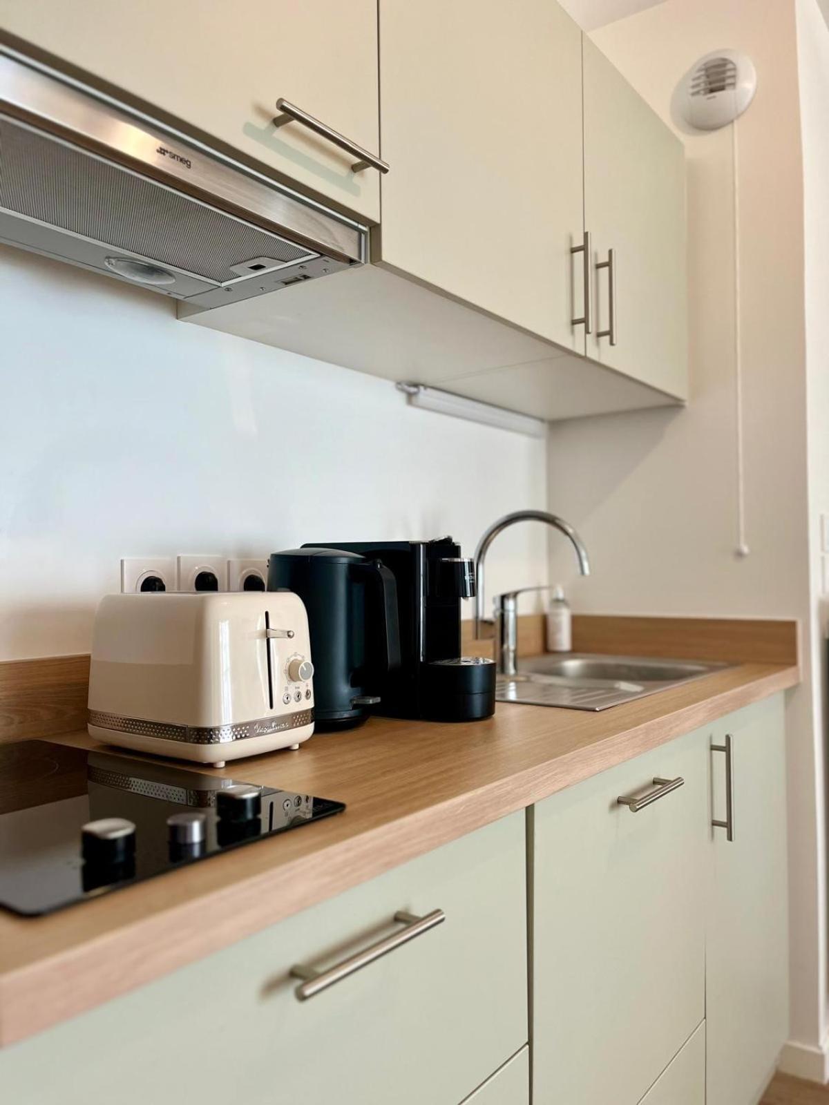 Residence Services Seniors Montana شارتر المظهر الخارجي الصورة